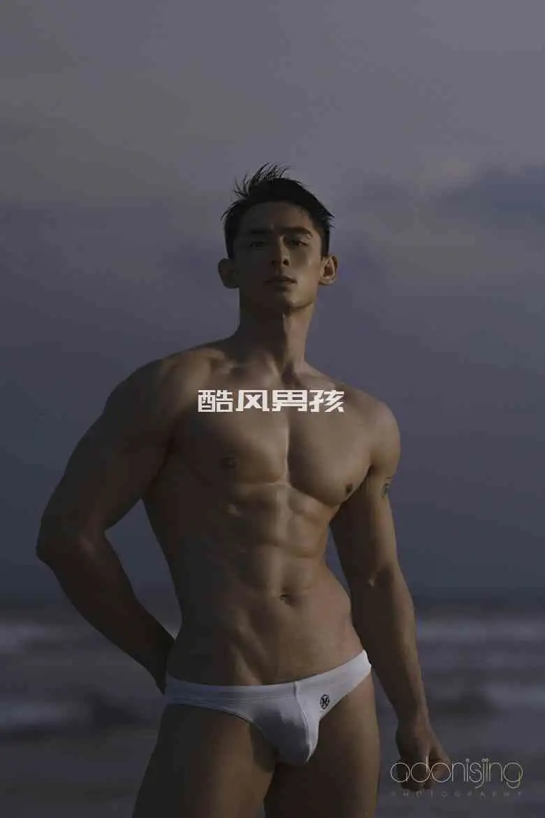 禁欲系男神降临 - 郭秋波 写真大片