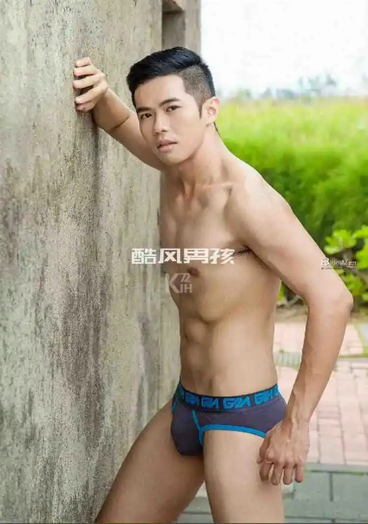VIRILE 男人味 NO.10 性感天菜男神-允硕 & 廷 | 非全见版