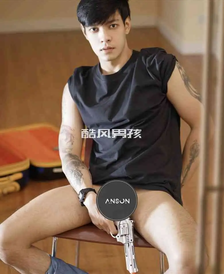 斯文男模的致命诱惑——MURDER NO.03 YEEN写真视频合集